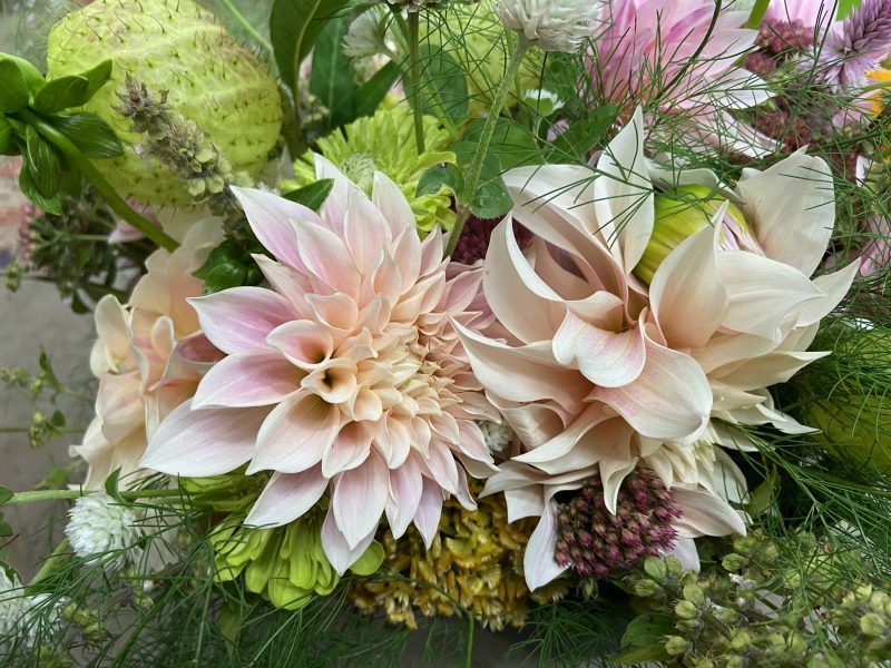 Handmade bouquet at the dahlia Dreams Flower workshop with walking wind farms and florist at dirt Farm Brewing in Loudoun county virginia